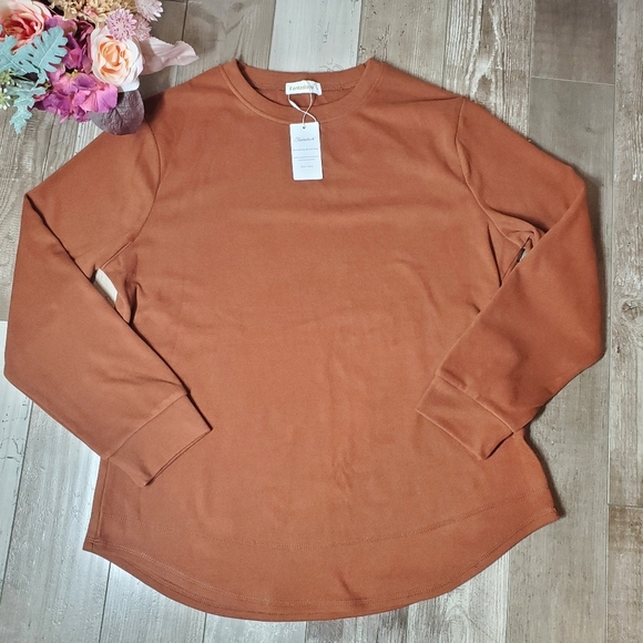 NWT Fantaslook Caramel Brown Velvety Soft Sweatshirt Tunic Top Size Large - Picture 3 of 16